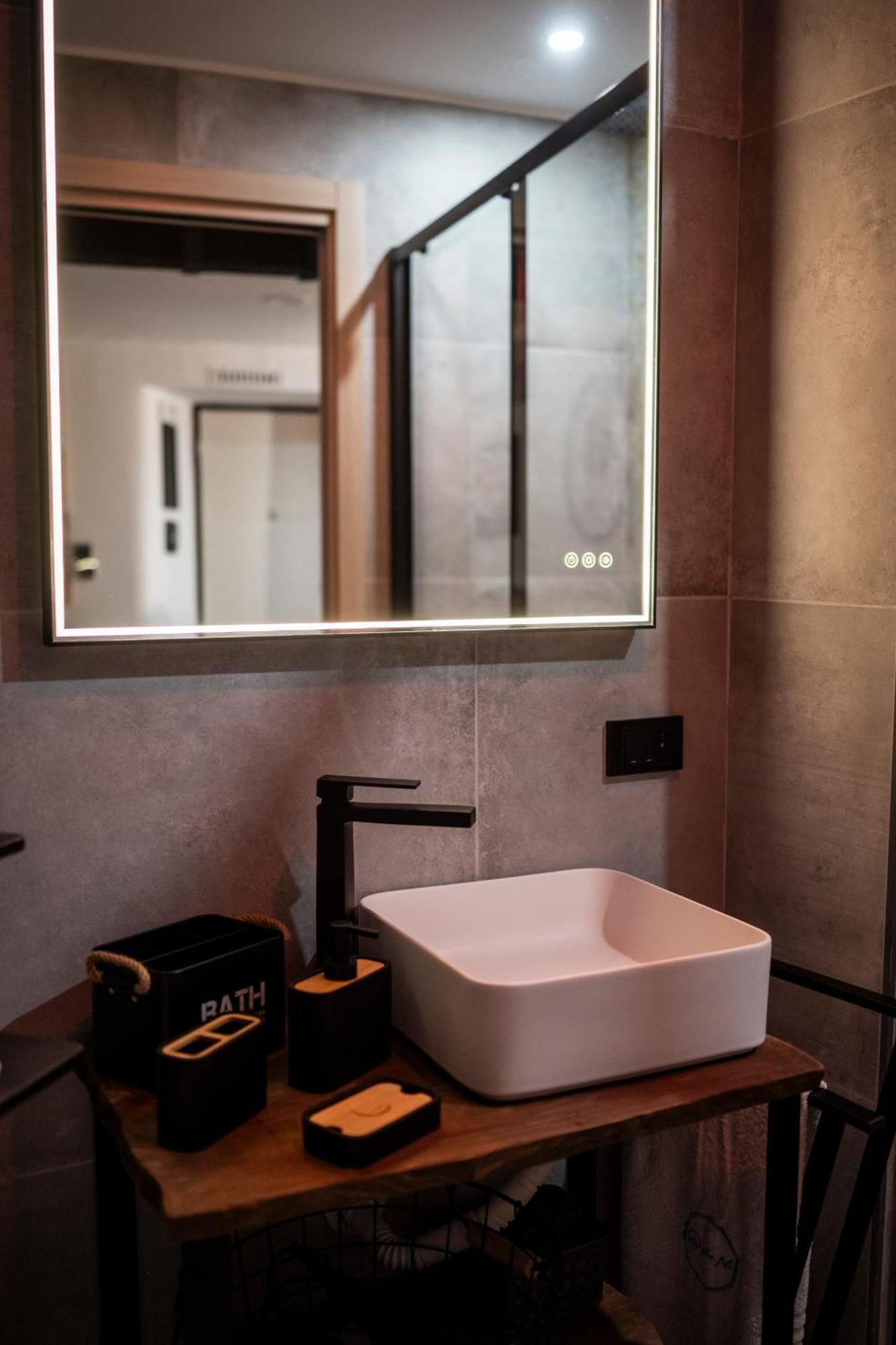 Anni Apartment Salerno Eksteriør bilde