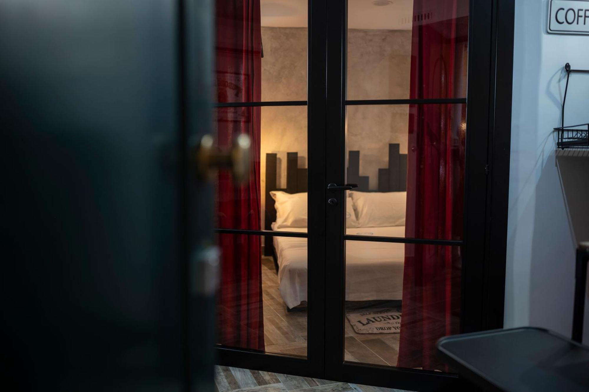 Anni Apartment Salerno Eksteriør bilde